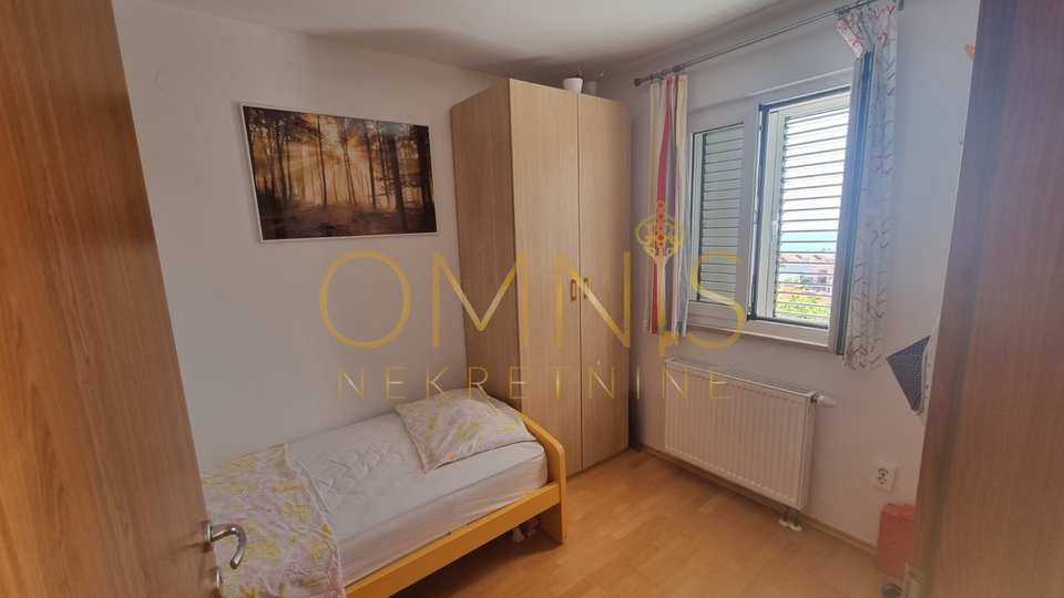 Rijeka, Zamet - 3 bedrooms + living room, balcony, for rent!